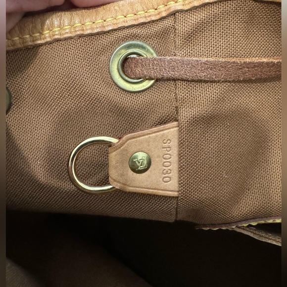 Louis Vuitton Montsouris Backpack - Picture 8 of 8